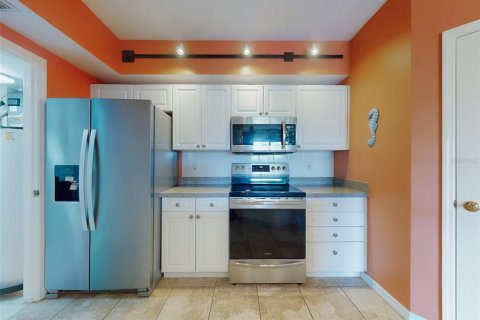 Condo in New Smyrna Beach, Florida, 2 bedrooms  № 1533388 - photo 27