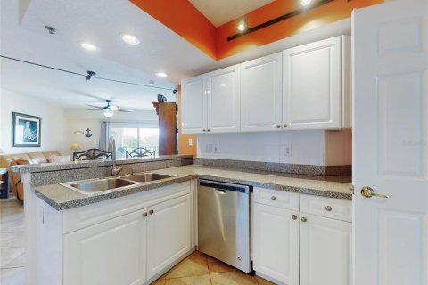 Condo in New Smyrna Beach, Florida, 2 bedrooms  № 1533388 - photo 25