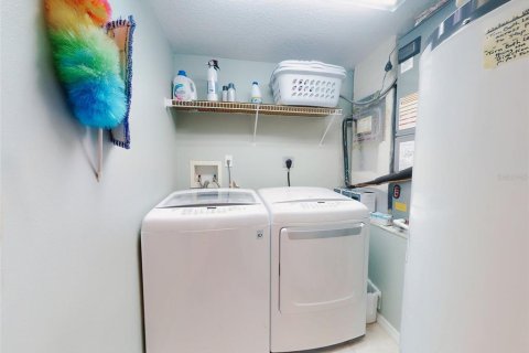 Condo in New Smyrna Beach, Florida, 2 bedrooms  № 1533388 - photo 30