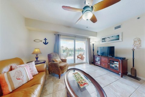 Condo in New Smyrna Beach, Florida, 2 bedrooms  № 1533388 - photo 16