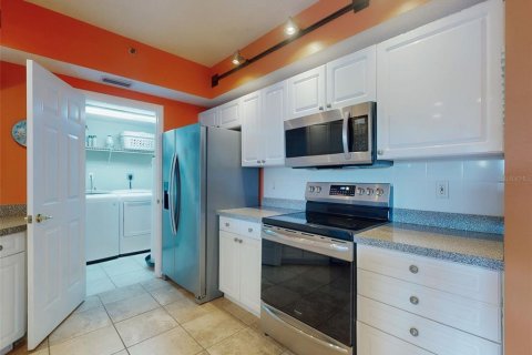 Condo in New Smyrna Beach, Florida, 2 bedrooms  № 1533388 - photo 29