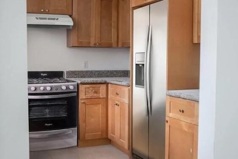 Apartment in Miami, Florida 2 bedrooms, 982.72 sq.m. № 2146891 - photo 6