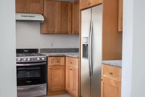 Apartment in Miami, Florida 2 bedrooms, 982.72 sq.m. № 2146891 - photo 8