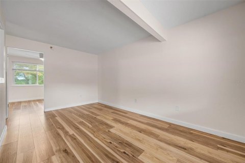 Copropriété à louer à Sarasota, Floride: 1 chambre, 46.45 m2 № 2419364 - photo 4
