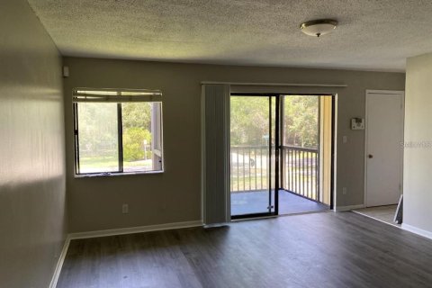 Condominio en alquiler en Tampa, Florida, 2 dormitorios, 105.17 m2 № 1916504 - foto 5