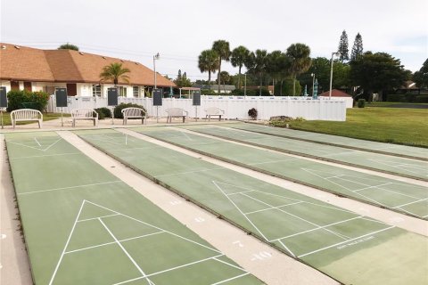 Villa ou maison à louer à Bradenton, Floride: 2 chambres, 95.69 m2 № 2097350 - photo 22