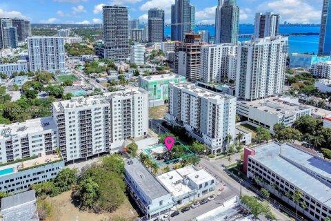 Immobilier commercial à vendre à Miami, Floride № 1934517 - photo 6