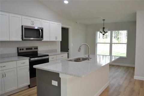 House in Dunnellon, Florida 3 bedrooms, 135.82 sq.m. № 1814944 - photo 8