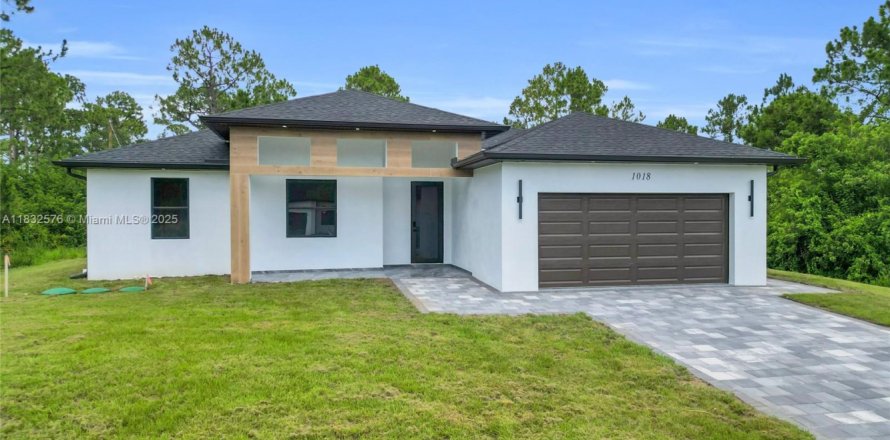 Casa en Lehigh Acres, Florida 4 dormitorios № 1811922