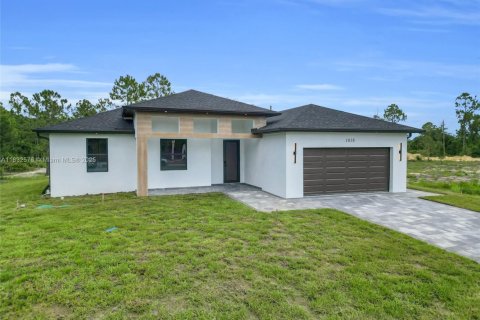 Casa en venta en Lehigh Acres, Florida, 4 dormitorios № 1811922 - foto 10