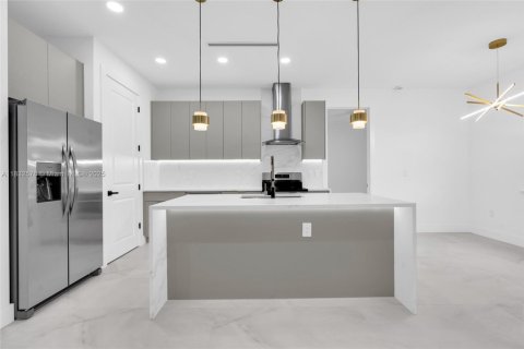 Casa en venta en Lehigh Acres, Florida, 4 dormitorios № 1811922 - foto 25