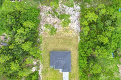 Casa en venta en Lehigh Acres, Florida, 4 dormitorios № 1811922 - foto 6