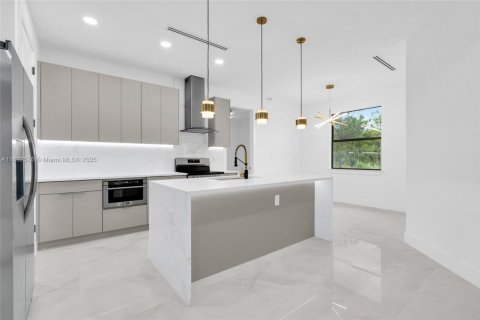 Casa en venta en Lehigh Acres, Florida, 4 dormitorios № 1811922 - foto 26