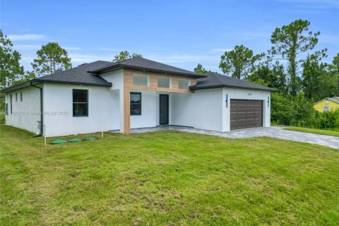 Casa en venta en Lehigh Acres, Florida, 4 dormitorios № 1811922 - foto 4