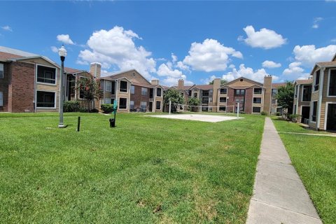 Condo in Orlando, Florida, 1 bedroom  № 1915032 - photo 4