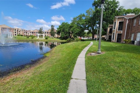 Condo in Orlando, Florida, 1 bedroom  № 1915032 - photo 30