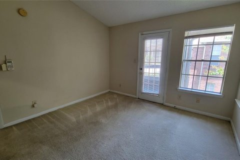 Condo in Orlando, Florida, 1 bedroom  № 1915032 - photo 11
