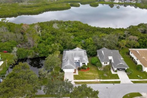 Casa en venta en Tarpon Springs, Florida, 3 dormitorios, 170.2 m2 № 1843374 - foto 10