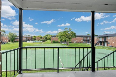 Condominio en alquiler en Orlando, Florida, 2 dormitorios, 83.24 m2 № 1808384 - foto 18
