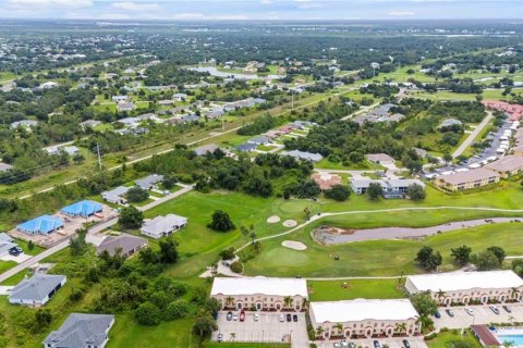 Townhouse in Punta Gorda, Florida 2 bedrooms, 107.21 sq.m. № 2221601 - photo 21