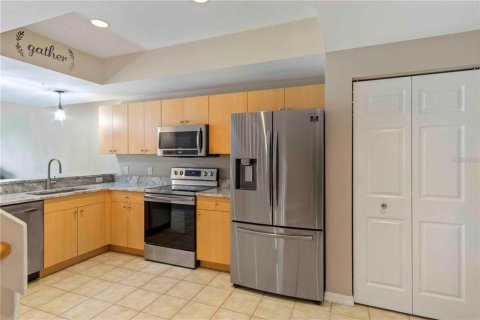 Townhouse in Punta Gorda, Florida 2 bedrooms, 107.21 sq.m. № 2221601 - photo 6