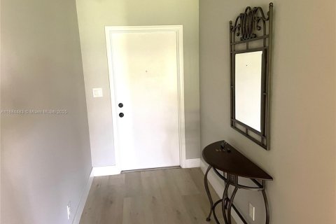 House in Boca Raton, Florida 2 bedrooms, 163.6 sq.m. № 1942582 - photo 5