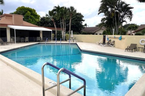House in Boca Raton, Florida 2 bedrooms, 163.6 sq.m. № 1942582 - photo 26