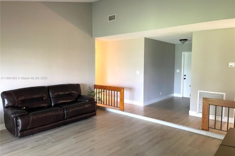 House in Boca Raton, Florida 2 bedrooms, 163.6 sq.m. № 1942582 - photo 7