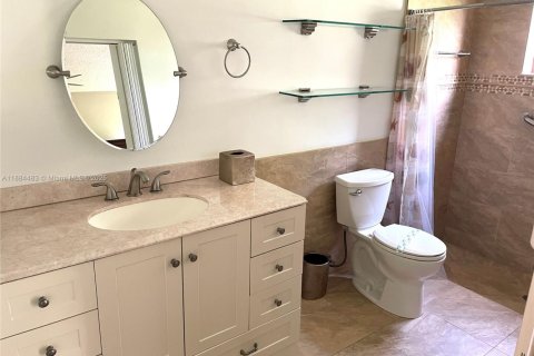 House in Boca Raton, Florida 2 bedrooms, 163.6 sq.m. № 1942582 - photo 17