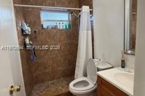 Casa en venta en Hallandale Beach, Florida, 3 dormitorios, 114.08 m2 № 2032072 - foto 5