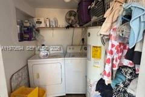 Casa en venta en Hallandale Beach, Florida, 3 dormitorios, 114.08 m2 № 2032072 - foto 8