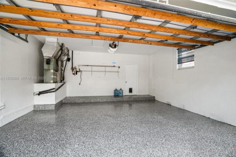 Снять в аренду виллу или дом в Уэстон, Флорида 5 спален, 229.75м2, № 1991774 - фото 15