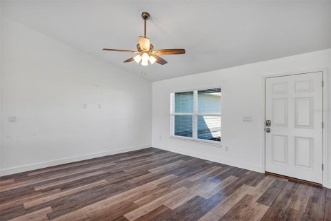 House in Ocala, Florida 3 bedrooms, 151.24 sq.m. № 1719978 - photo 4