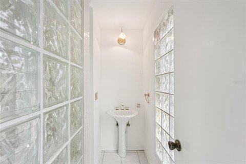 Copropriété à vendre à Bradenton, Floride: 3 chambres, 181.35 m2 № 1848507 - photo 22
