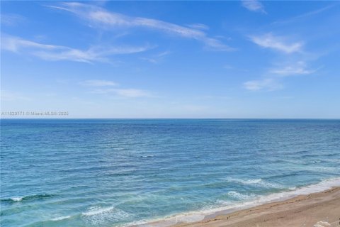 Condo in Boca Raton, Florida, 3 bedrooms  № 1802785 - photo 7
