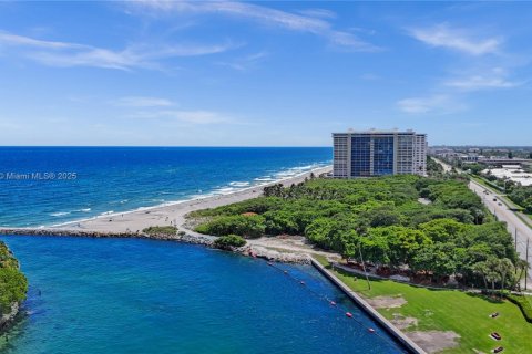 Condo in Boca Raton, Florida, 3 bedrooms  № 1802785 - photo 2