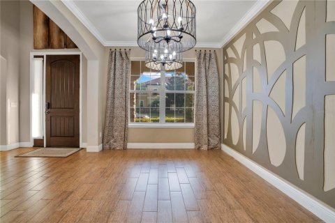 House in Oviedo, Florida 7 bedrooms, 473.52 sq.m. № 2099864 - photo 6