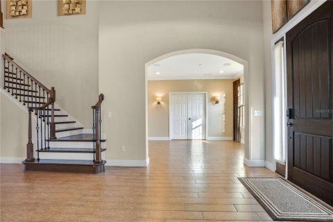 House in Oviedo, Florida 7 bedrooms, 473.52 sq.m. № 2099864 - photo 3