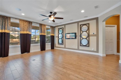 House in Oviedo, Florida 7 bedrooms, 473.52 sq.m. № 2099864 - photo 24