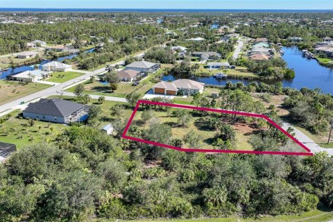 Land in Port Charlotte, Florida № 1508003 - photo 2