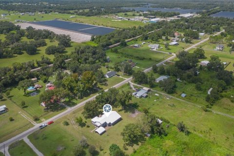 Купить виллу или дом в Фиш-Хок, Флорида 7 комнат, 247.03м2, № 2322614 - фото 12