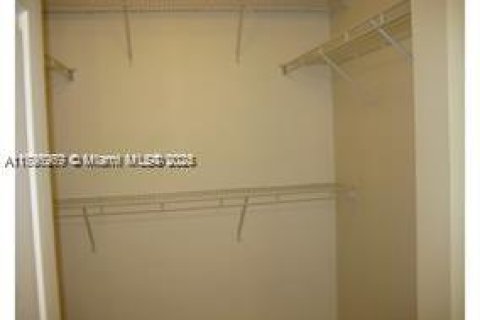 Copropriété à vendre à Miami, Floride: 1 chambre, 64.94 m2 № 1674189 - photo 13