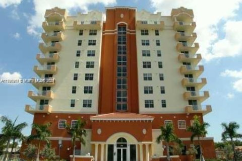 Copropriété à vendre à Miami, Floride: 1 chambre, 64.94 m2 № 1674189 - photo 1