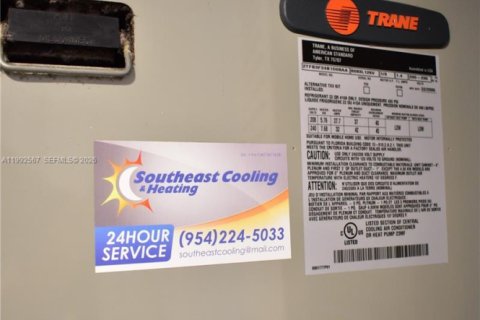 Copropriété à vendre à Sunrise, Floride: 2 chambres, 95.22 m2 № 2056666 - photo 14