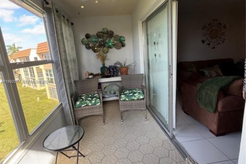 Copropriété à vendre à Sunrise, Floride: 2 chambres, 95.22 m2 № 2056666 - photo 21