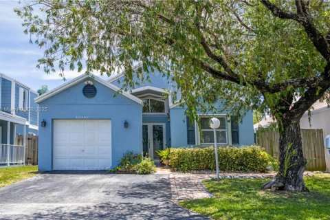 House in Cutler Bay, Florida 3 bedrooms, 112.5 sq.m. № 1892511 - photo 26