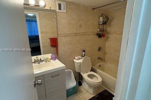 Купить кондоминиум в Халландейл-Бич, Флорида 1 спальня, 74.32м2, № 1983744 - фото 14