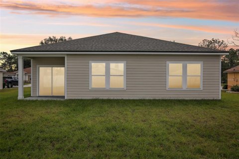 House in Palm Coast, Florida 4 bedrooms, 144 sq.m. № 1519349 - photo 9