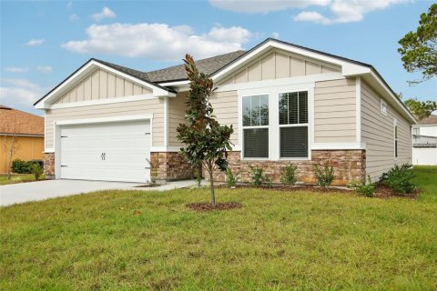 House in Palm Coast, Florida 4 bedrooms, 144 sq.m. № 1519349 - photo 2