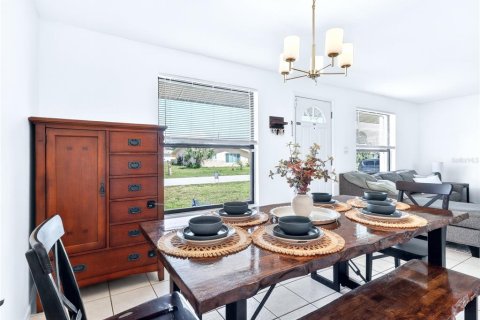 Villa ou maison à vendre à Port Charlotte, Floride: 2 chambres, 116.31 m2 № 2098155 - photo 11